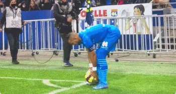 场面更易走 场面更易走