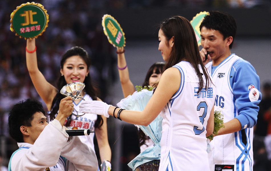 系与情绪共 系与情绪共